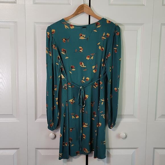 Billabong Days On End Dress Size LG Emerald Floral Babydoll Cottagecore Feminine - Picture 3 of 10
